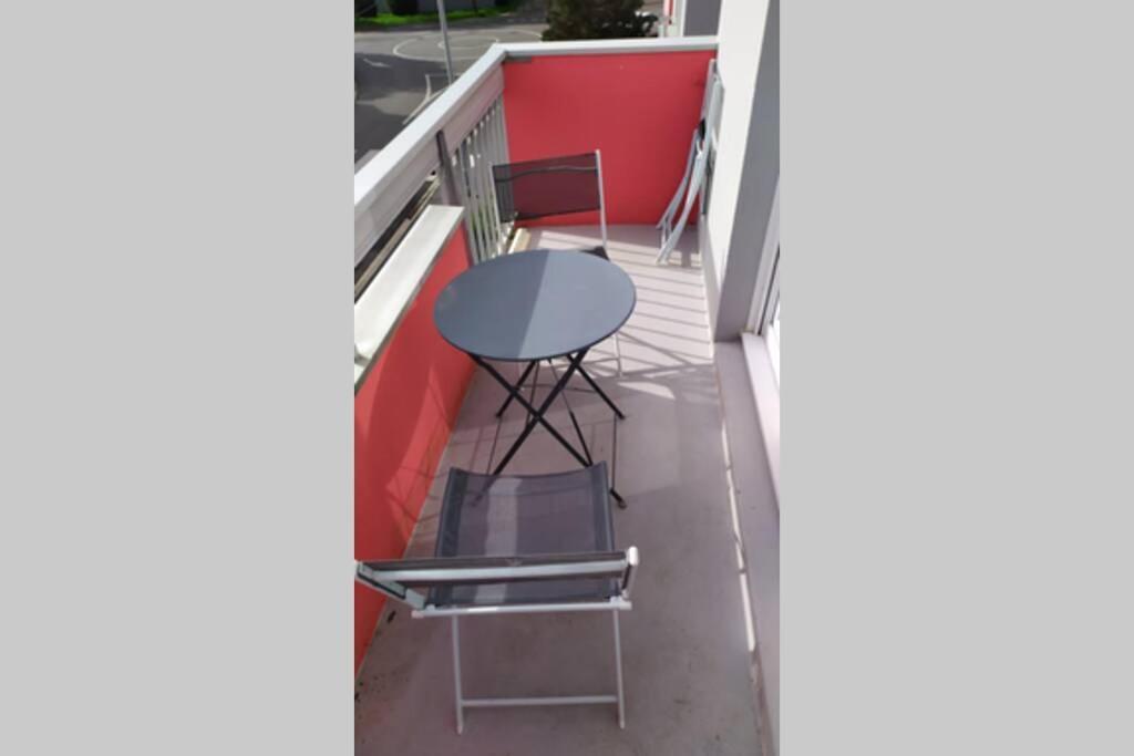 Chez Romain, Appartement Proche Commerces Et Centre Ville Avec Wifi Verdun-sur-Meuse ภายนอก รูปภาพ